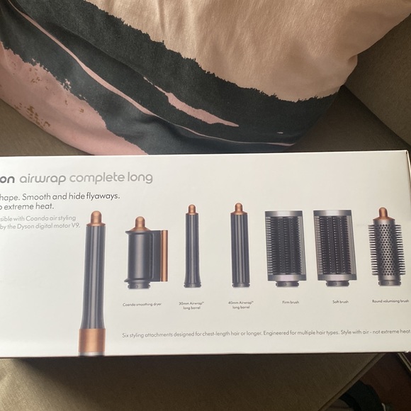 Dyson airwrap curler new - Picture 3 of 3